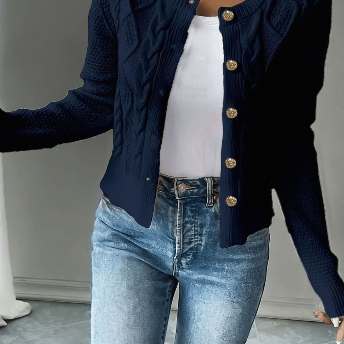 Chic Cropped Cardigan for Women with Round Neck Long Sleeve Cable Knit Gold Button Style