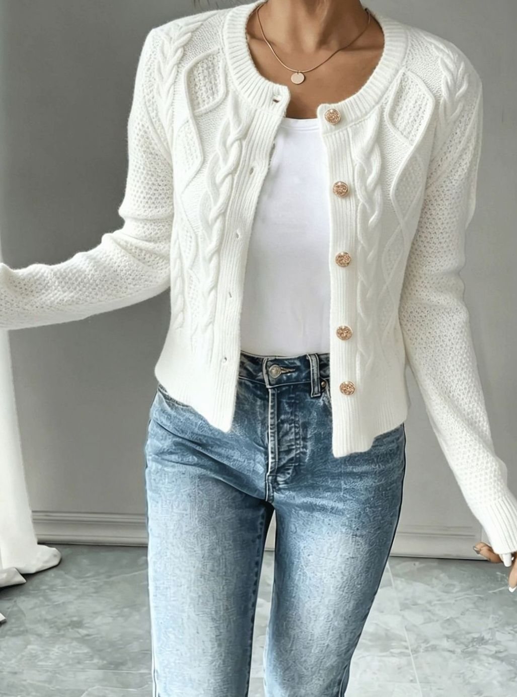 Chic Cropped Cardigan for Women with Round Neck Long Sleeve Cable Knit Gold Button Style