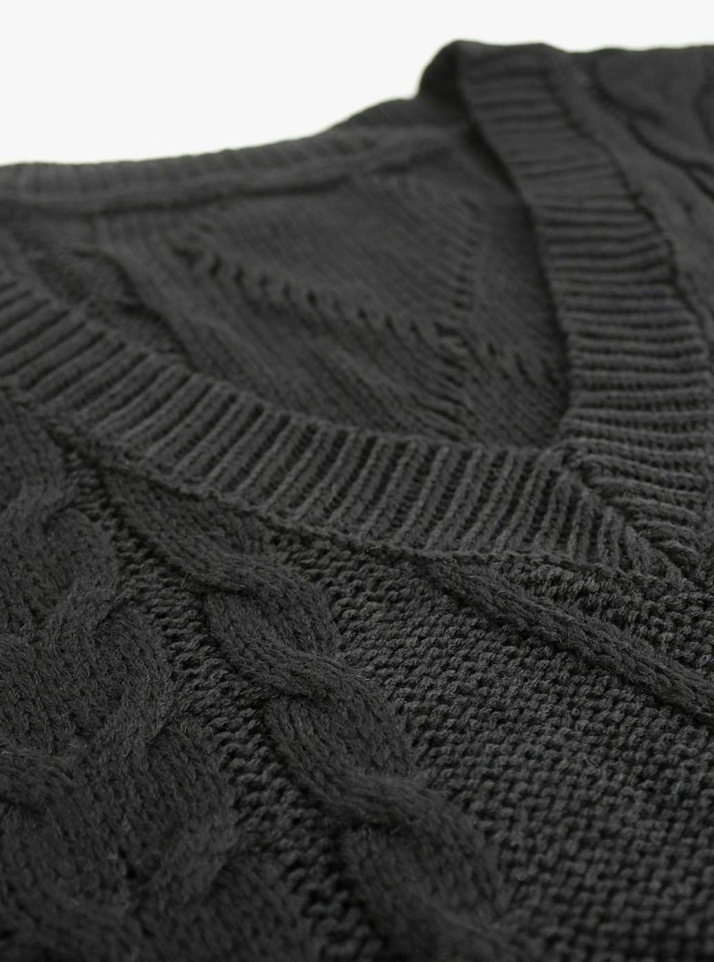 Cozy Cable Knit Sweater Vest for Women with V Neck Sleeveless Relaxed Oversized Style