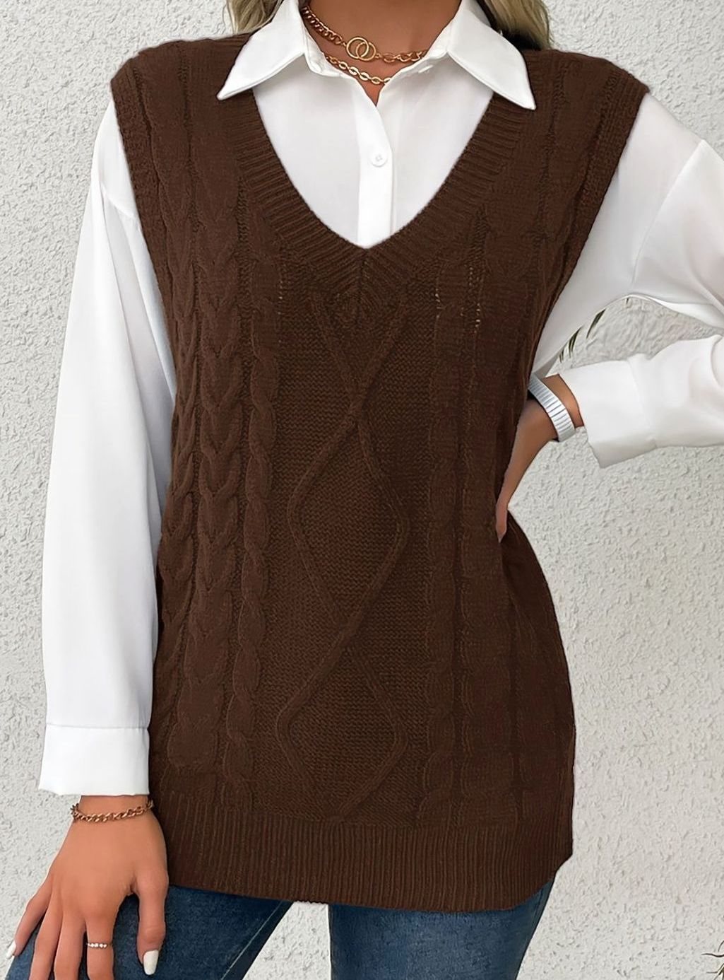 Cozy Cable Knit Sweater Vest for Women with V Neck Sleeveless Relaxed Oversized Style