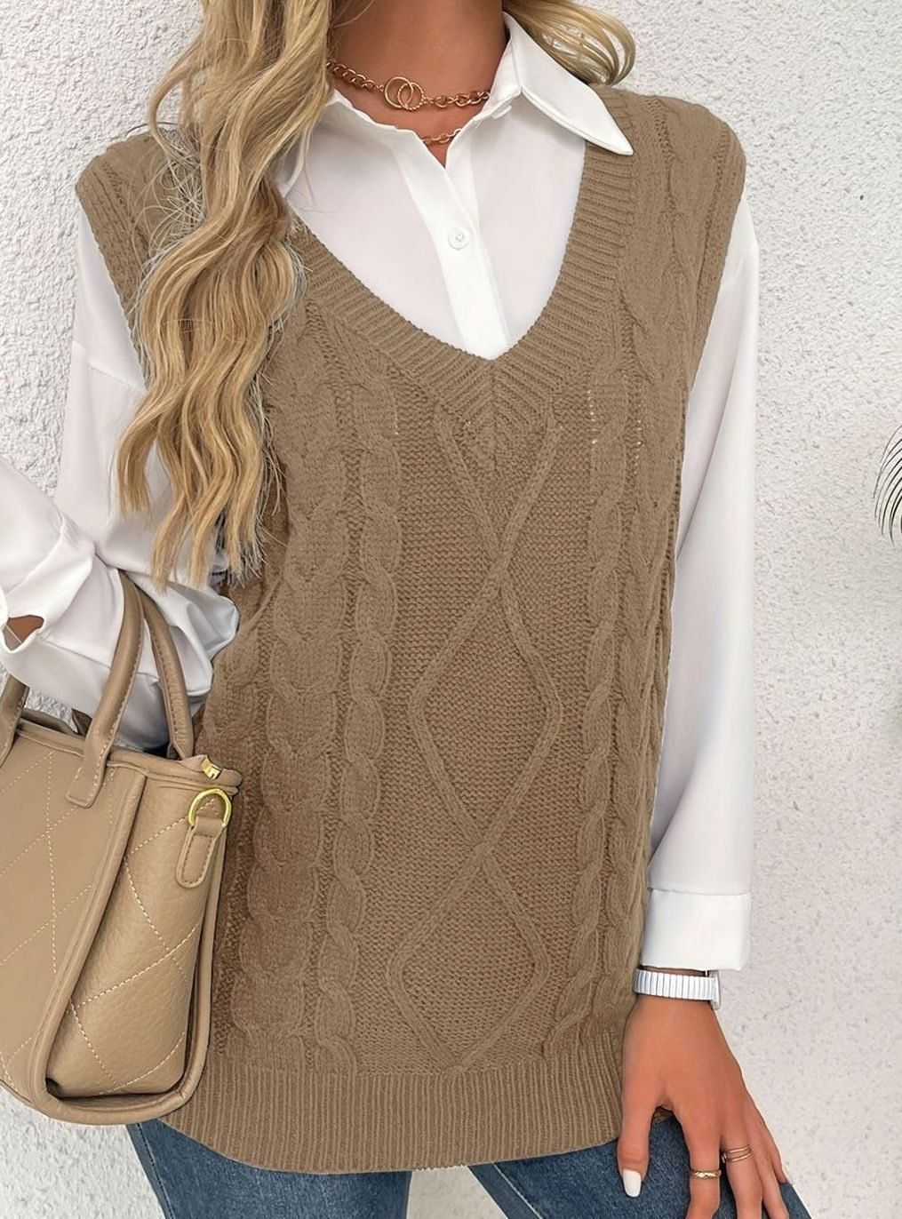 Cozy Cable Knit Sweater Vest for Women with V Neck Sleeveless Relaxed Oversized Style