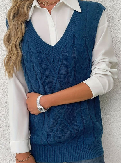 Cozy Cable Knit Sweater Vest for Women with V Neck Sleeveless Relaxed Oversized Style