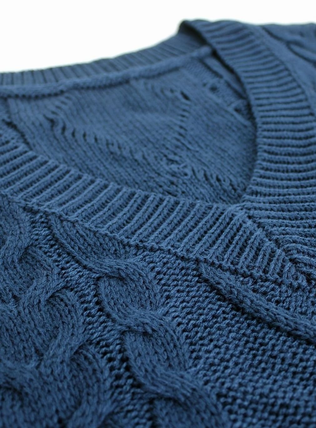 Cozy Cable Knit Sweater Vest for Women with V Neck Sleeveless Relaxed Oversized Style