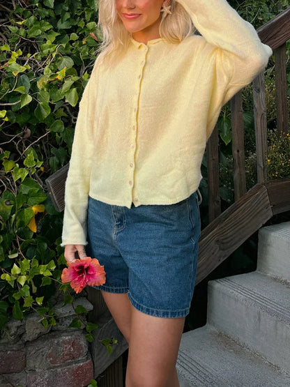 Comfortable Knit Cardigan for Women with Collar Long Sleeve Button Front Dropped Shoulder Relaxed Style