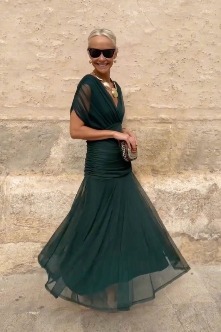 Elegant Wedding Guest Dress for Women with V Neck Short Sleeve Flowing Maxi Formal Style