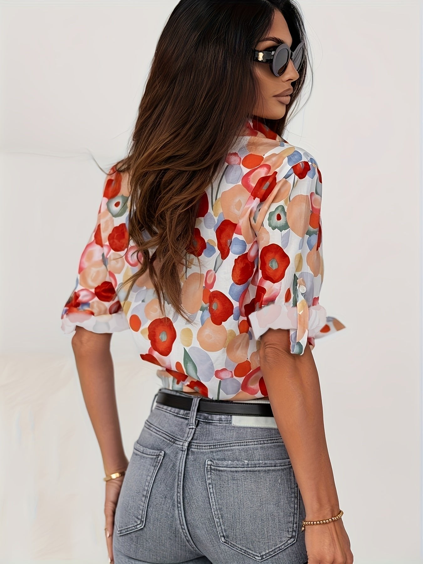Elegant Floral Print Shirt for Women with Collar Long Sleeve Button Front Relaxed Style