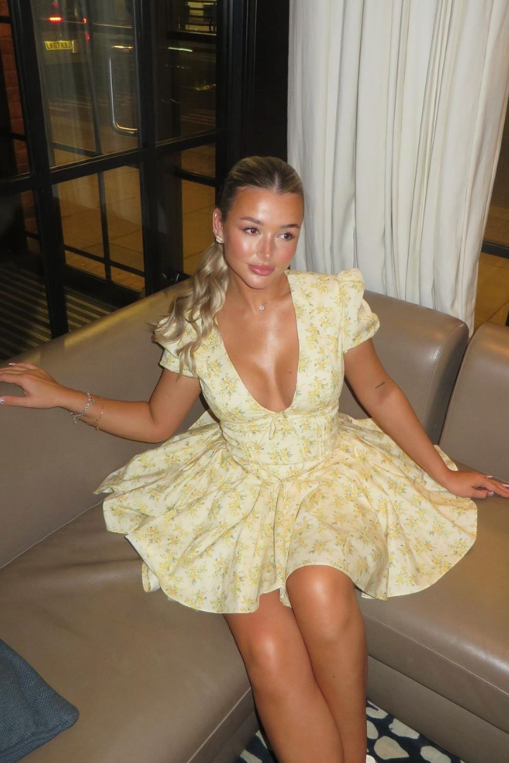 Elegant Yellow Floral A Line Dress for Women with Square Neck Puff Sleeve Corset Waist Open Back Mini Style