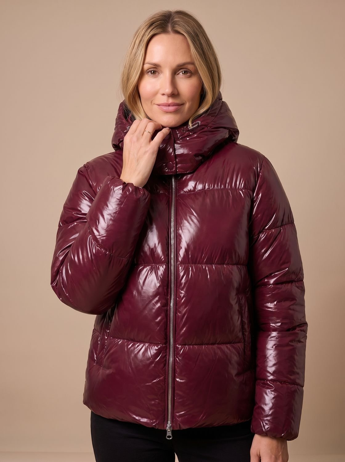 Cozy Glossy Puffer Jacket for Women with Hooded Collar Long Sleeve Quilted Zip Winter Style
