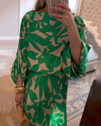 Effortless Printed Skirt Set for Women with Round Neck Kimono Sleeve Relaxed Two Piece Style