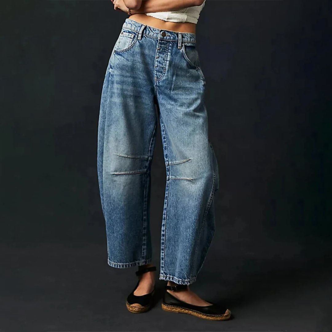 Effortless Relaxed Mom Jeans for Women in Cropped Barrel Leg Denim Style