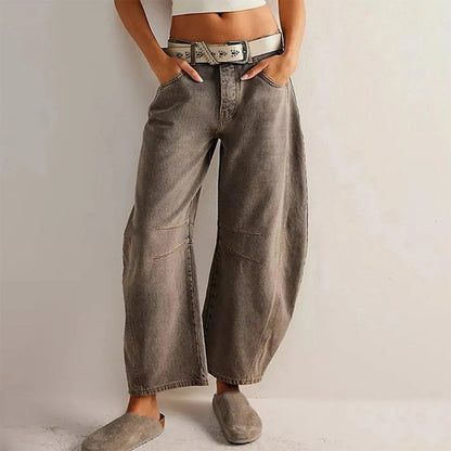 Effortless Relaxed Mom Jeans for Women in Cropped Barrel Leg Denim Style