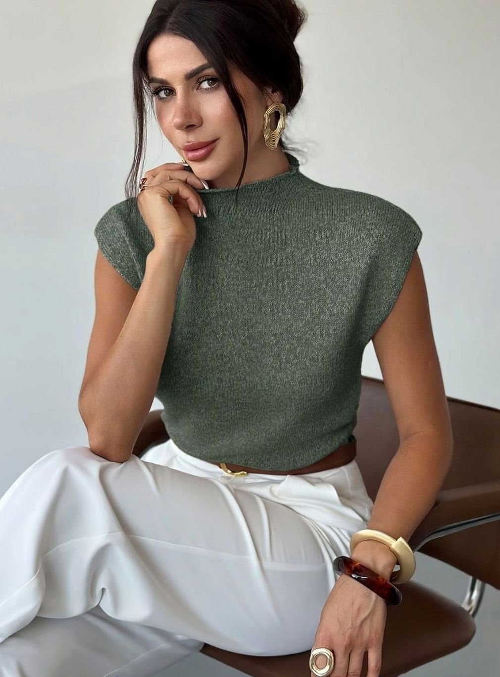 Chic Green Sweater Vest for Women with Mock Neck Cap Sleeve Knit Fitted Style
