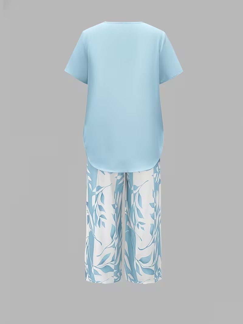 Effortless Floral Wide Leg Set for Women with V Neck Short Sleeve Relaxed Two Piece Style