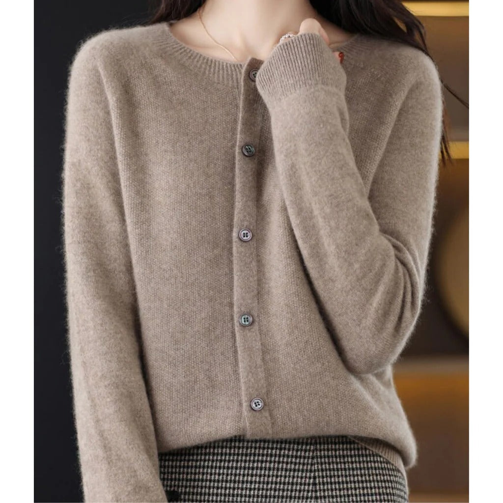 Comfortable Knit Cardigan for Women with Round Neck Long Sleeve Button Front Relaxed Style