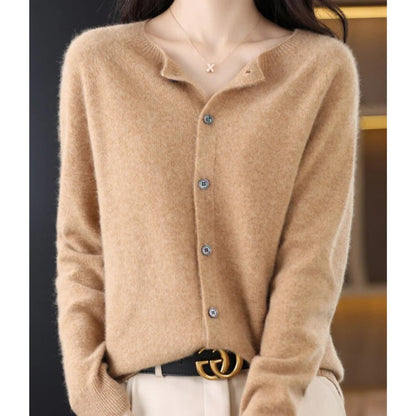 Comfortable Knit Cardigan for Women with Round Neck Long Sleeve Button Front Relaxed Style