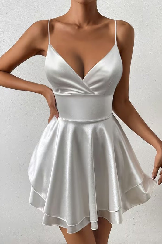 Elegant Cocktail Dresses for Women with Deep V-Neck Open-Back Pleated Skater Mini
