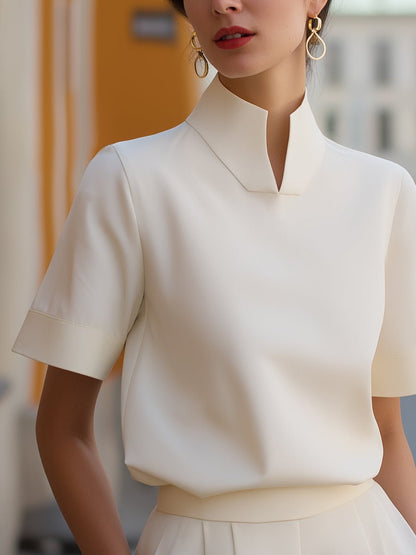 Elegant Blouse for Women with Mandarin Collar Short Sleeve Relaxed Formal Style