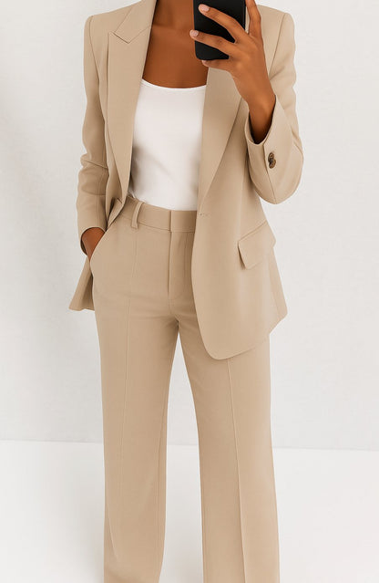 Elegant Women's Suit for Women with Peak Lapel Blazer Wide Leg Trouser Tailored Two Piece Style