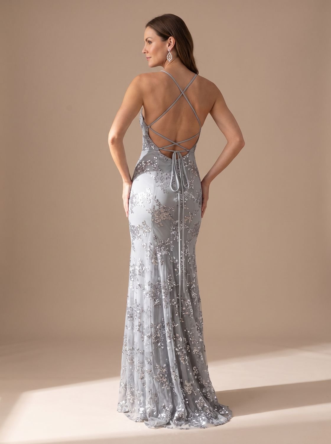 Elegant Sequin Wedding Guest Gown for Women with V-Neck Open-Back Floral Floor-Length Formal Style