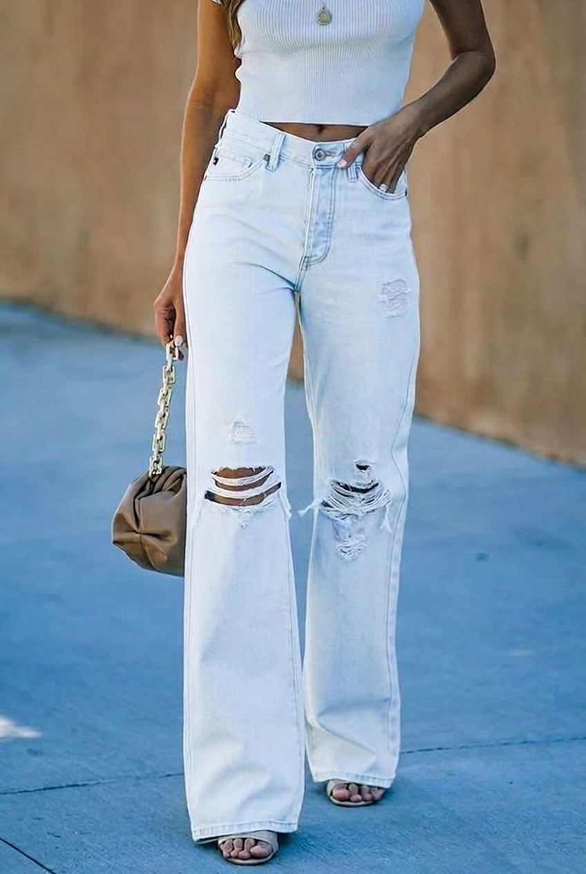 Effortless Light Blue Distressed Jeans for Women with High Waisted Wide Leg Ripped Relaxed Style