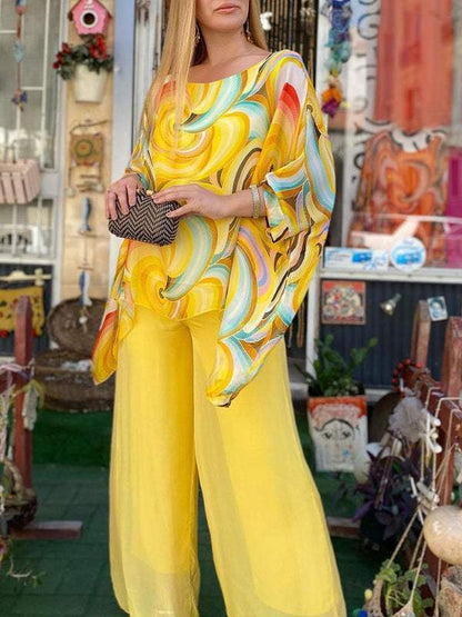 Effortless Printed Two Piece Set for Women with Batwing Sleeve Chiffon Top Wide Leg Pants Casual Style